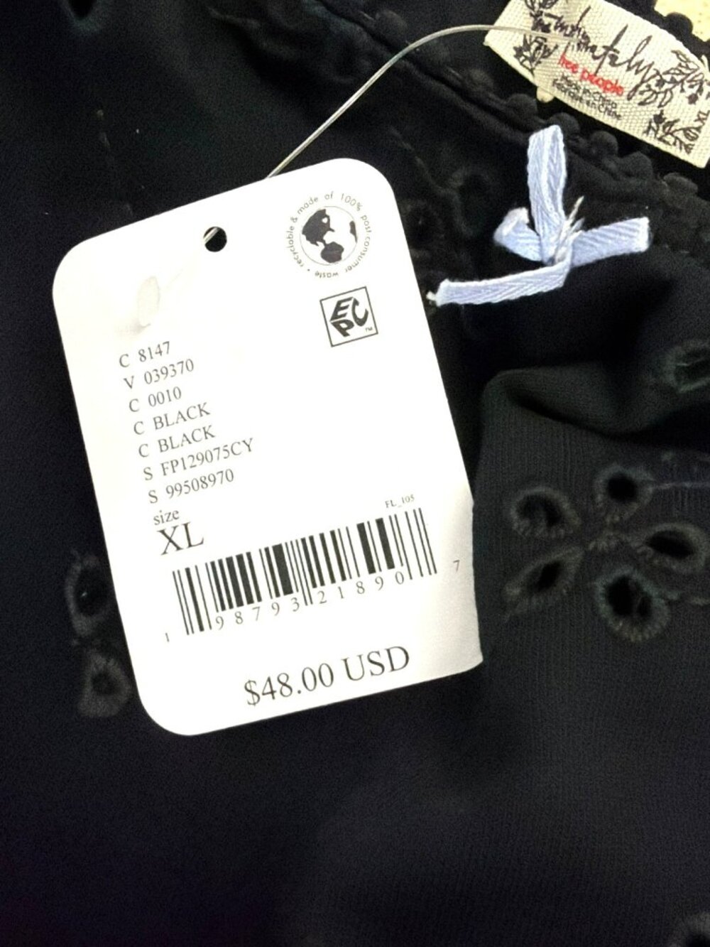Free People Black Eyelet Bloom Capri Pants Pull On New - Picture 10 of 10